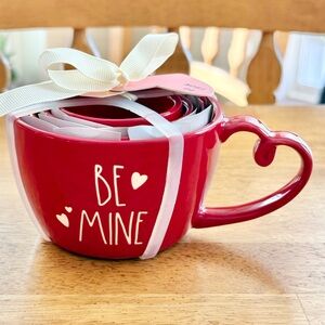 Rae Dunn Set of 4 HUGS, KISSES, LOVE, BE MINE Red Measuring Cups Brand NEW!!
